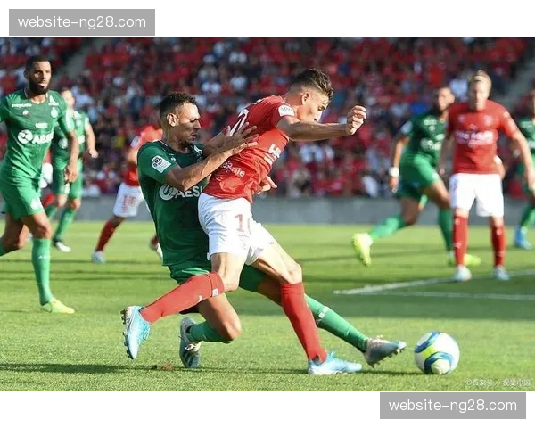 昂热1-2不敌洛里昂,遭遇联赛四连败